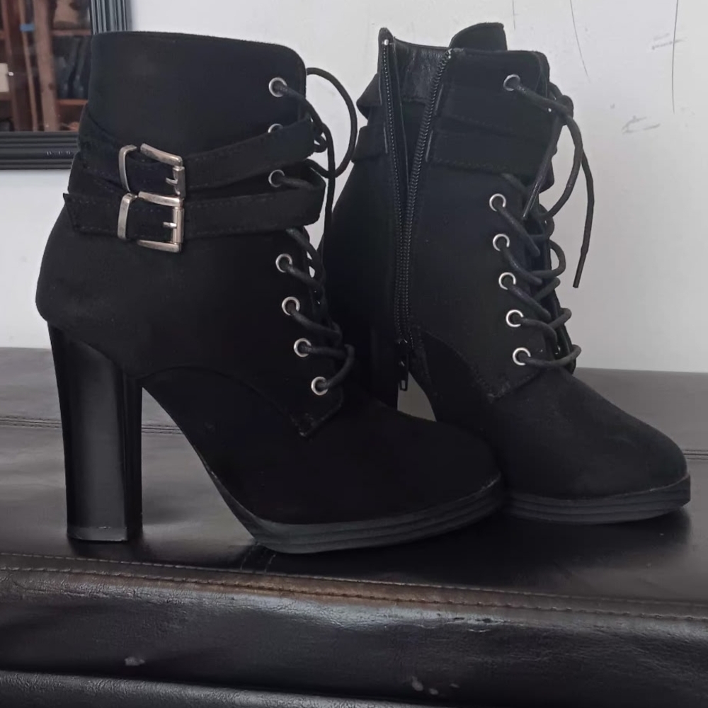 Black Women's Ankle Boots